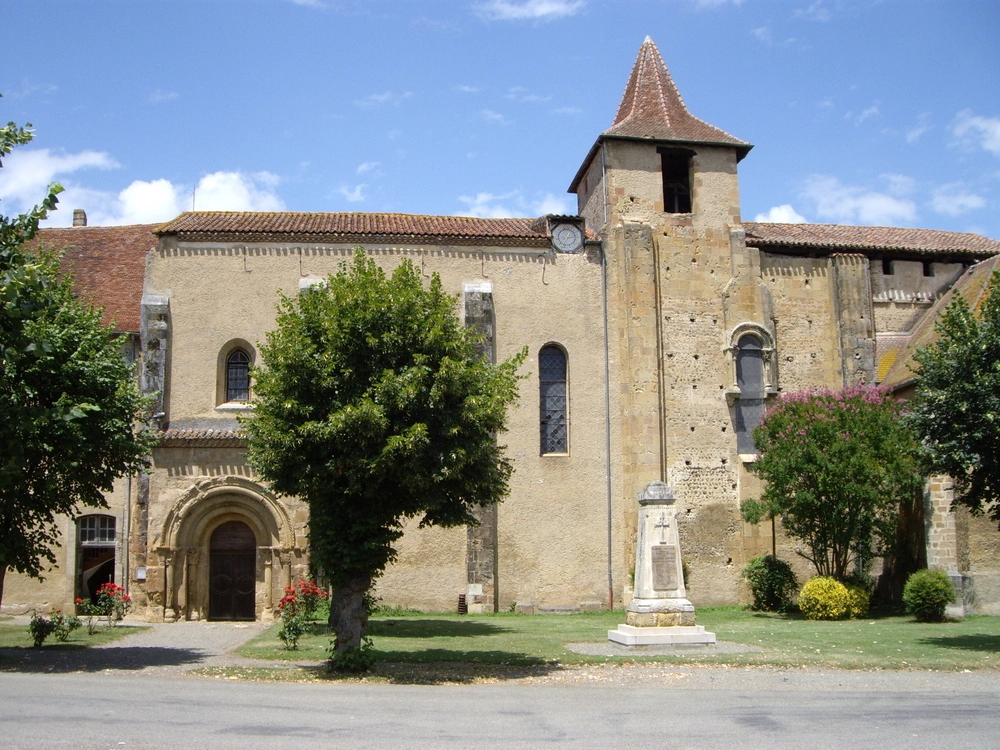 L'abbaye de Saint-Sever de Rustan, à visiter depuis Ségalas
